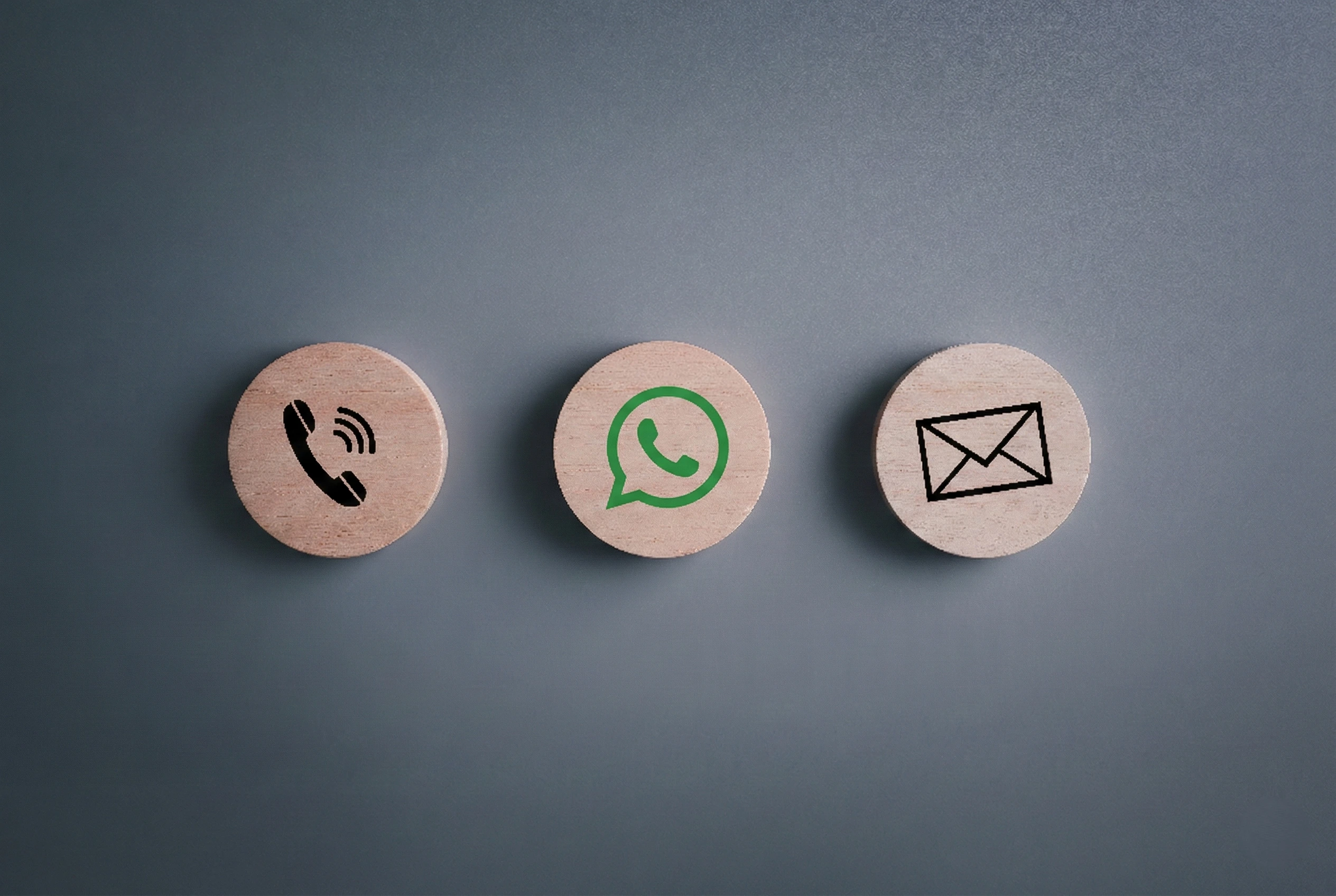 Botões de Contato Flutuantes